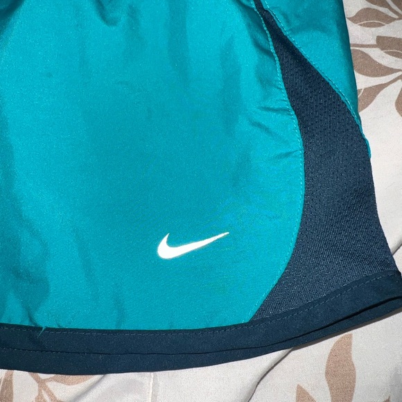 Nike Tempo Drifit Running Shorts - Picture 3 of 4